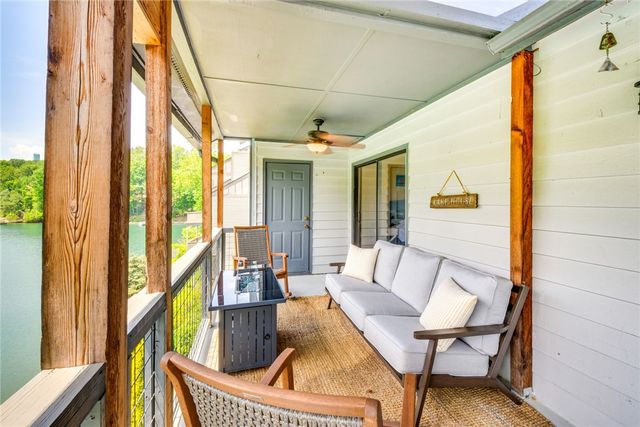 903 Loran Point, Seneca, SC 29672