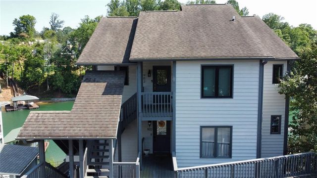 903 Loran Point, Seneca, SC 29672