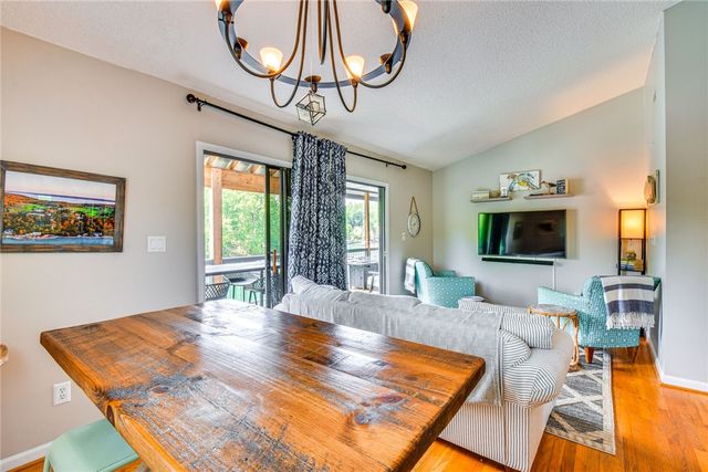 903 Loran Point, Seneca, SC 29672
