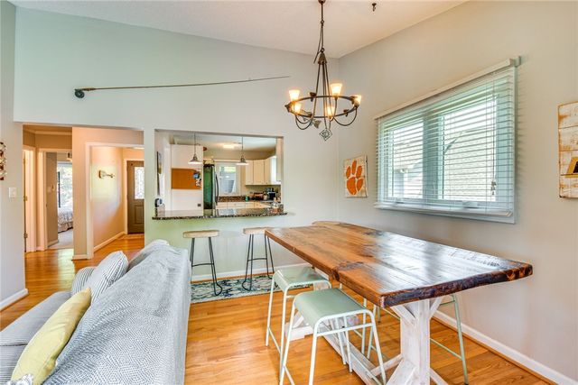 903 Loran Point, Seneca, SC 29672