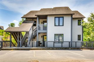 903 Loran Point, Seneca, SC 29672