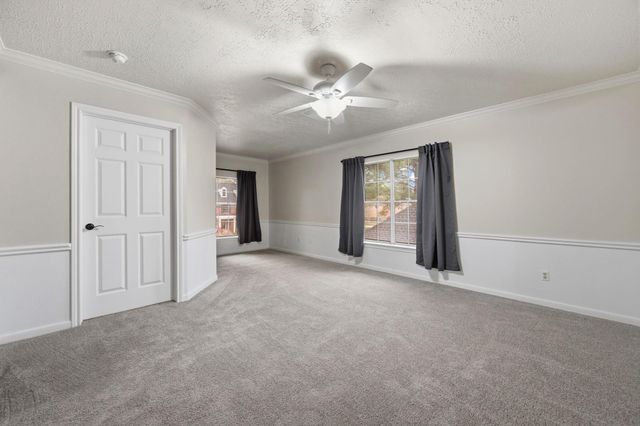 4407 Broadleaf Street, Houston, TX 77345