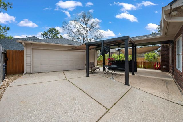 4407 Broadleaf Street, Houston, TX 77345