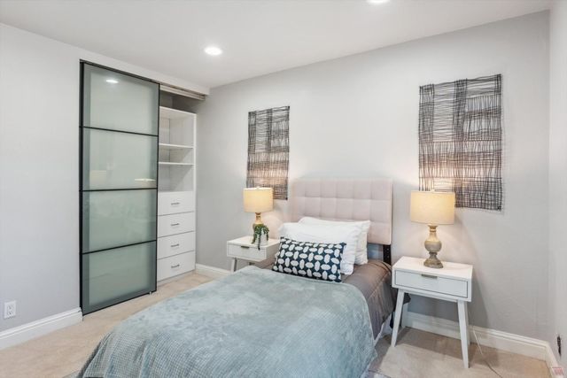 205 Red Oak Drive P, Sunnyvale, CA 94086