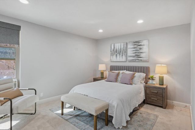 205 Red Oak Drive P, Sunnyvale, CA 94086