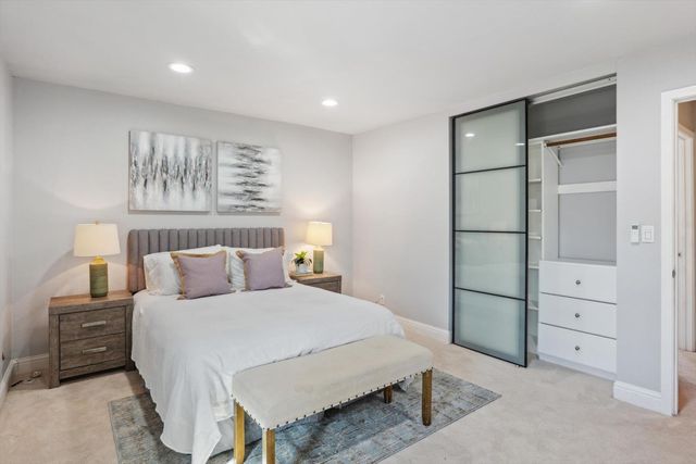 205 Red Oak Drive P, Sunnyvale, CA 94086