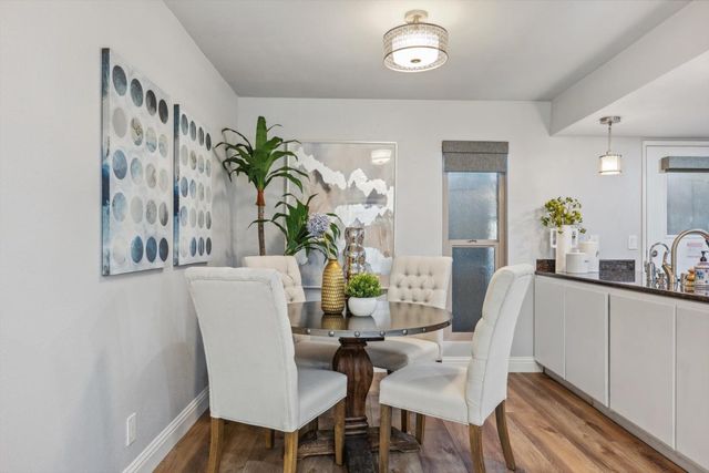 205 Red Oak Drive P, Sunnyvale, CA 94086