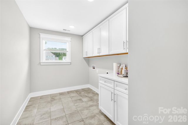 606 Yucatan Drive, Waxhaw, NC 28173