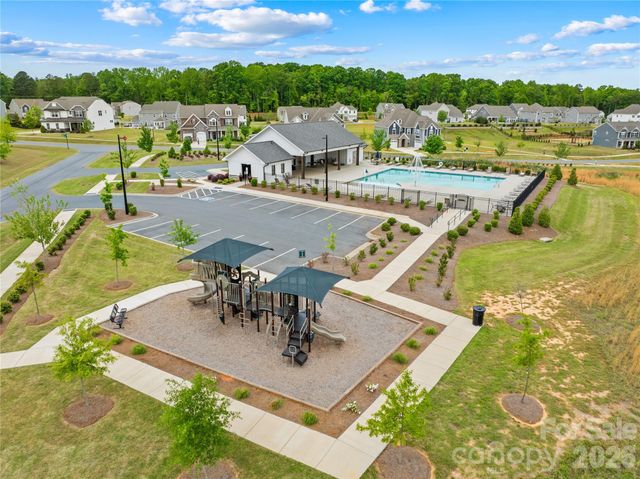606 Yucatan Drive, Waxhaw, NC 28173