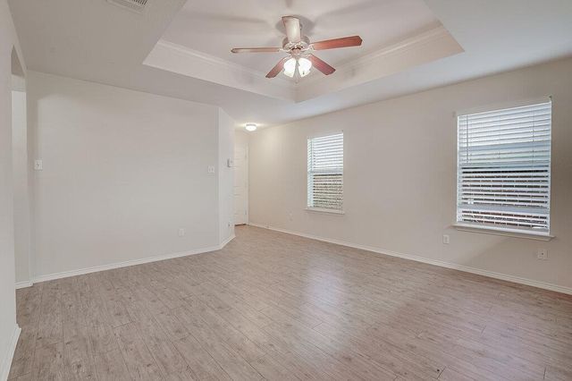 476 Moonwalker TRL, Buda, TX 78610