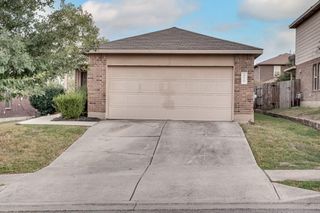 476 Moonwalker TRL, Buda, TX 78610