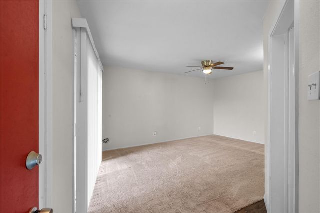 102 Strand Street 4, Galveston, TX 77550