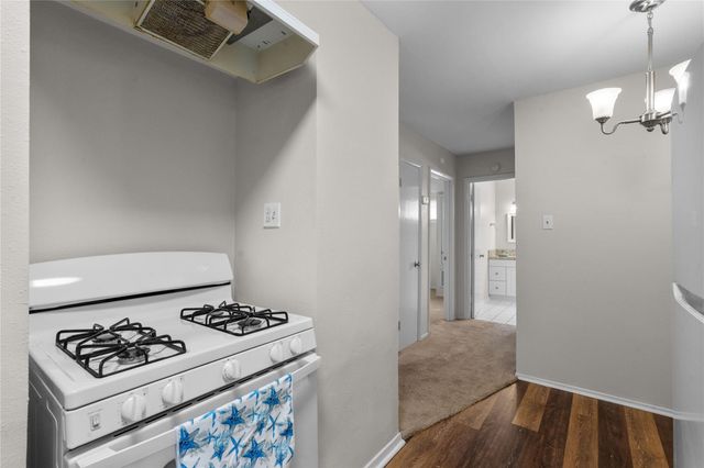 102 Strand Street 4, Galveston, TX 77550