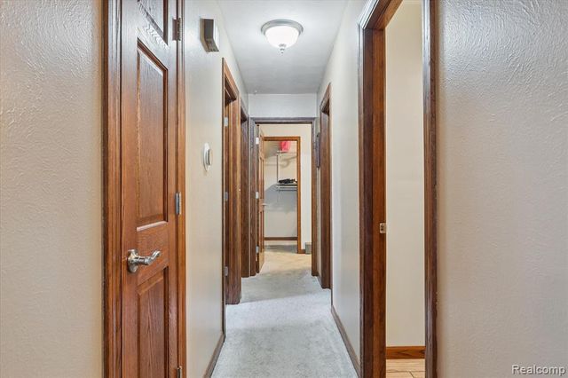 990 E Temperance Road, Temperance, MI 48182