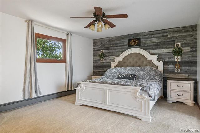 990 E Temperance Road, Temperance, MI 48182