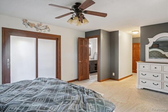 990 E Temperance Road, Temperance, MI 48182