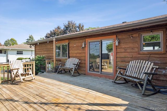 990 E Temperance Road, Temperance, MI 48182