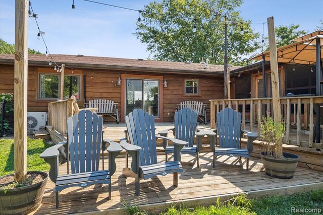 990 E Temperance Road, Temperance, MI 48182