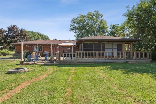 990 E Temperance Road, Temperance, MI 48182