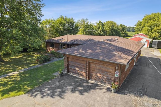 990 E Temperance Road, Temperance, MI 48182