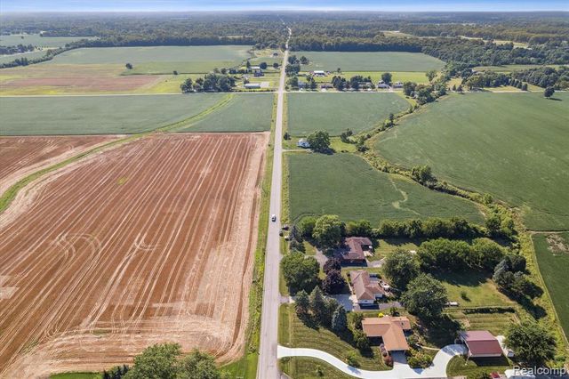 990 E Temperance Road, Temperance, MI 48182