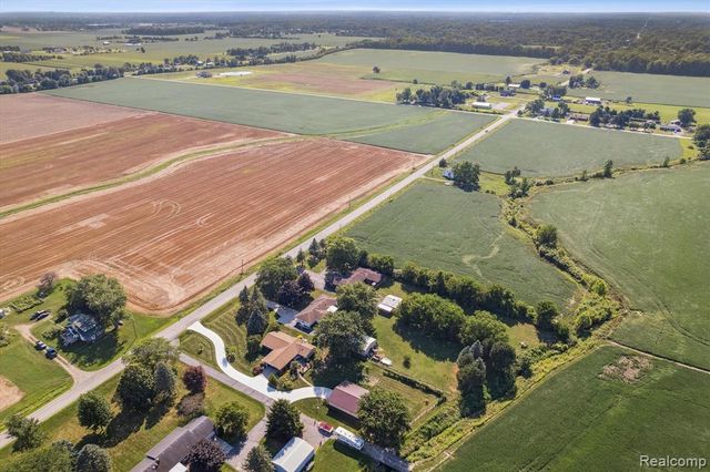 990 E Temperance Road, Temperance, MI 48182