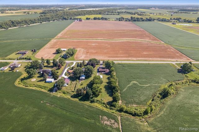 990 E Temperance Road, Temperance, MI 48182