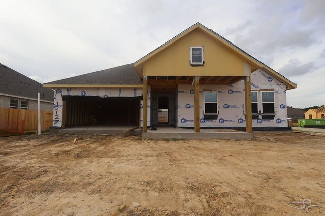 12127 Old Fashion Circle, Mont Belvieu, TX 77535