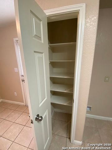 6119 Luckey Run, San Antonio, TX 78252