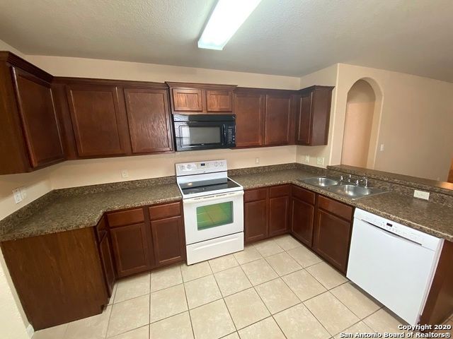 6119 Luckey Run, San Antonio, TX 78252
