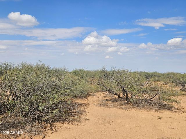 TBD E Cloudburst Lots 14,15 & 16 Road 14, 15 & 16, Pearce, AZ 85625