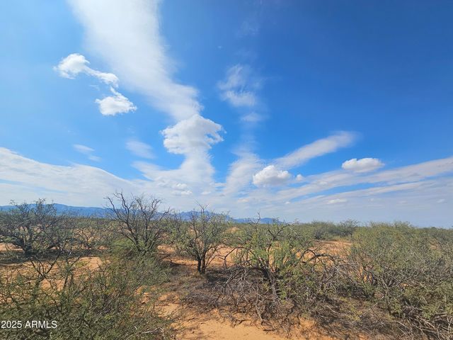 TBD E Cloudburst Lots 14,15 & 16 Road 14, 15 & 16, Pearce, AZ 85625