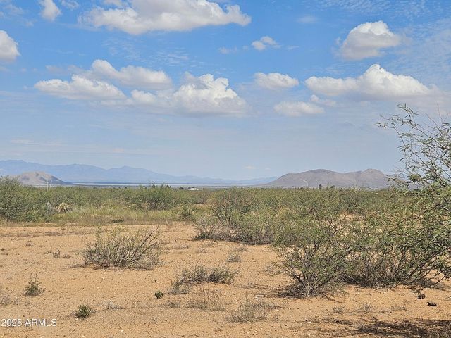 TBD E Cloudburst Lots 14,15 & 16 Road 14, 15 & 16, Pearce, AZ 85625