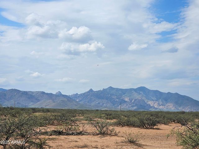 TBD E Cloudburst Lots 14,15 & 16 Road 14, 15 & 16, Pearce, AZ 85625