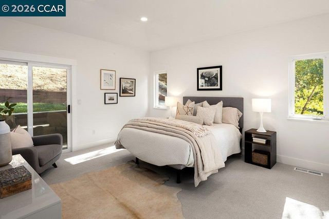 857 A Mountain View Dr, Lafayette, CA 94549