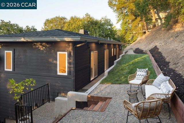 857 A Mountain View Dr, Lafayette, CA 94549