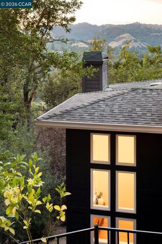 857 A Mountain View Dr, Lafayette, CA 94549