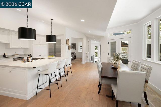 857 A Mountain View Dr, Lafayette, CA 94549
