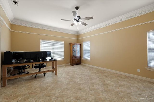 340 Lion Lake N Drive, Weslaco, TX 78596