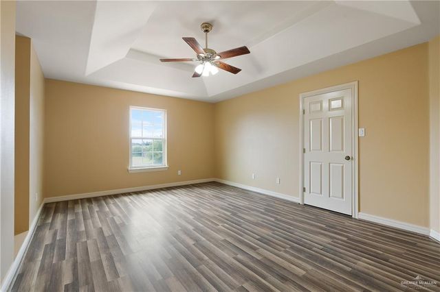 340 Lion Lake N Drive, Weslaco, TX 78596