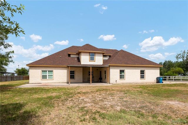340 Lion Lake N Drive, Weslaco, TX 78596