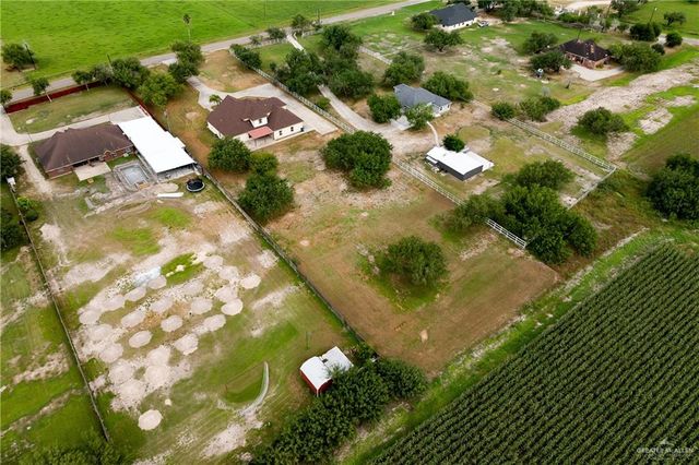 340 Lion Lake N Drive, Weslaco, TX 78596