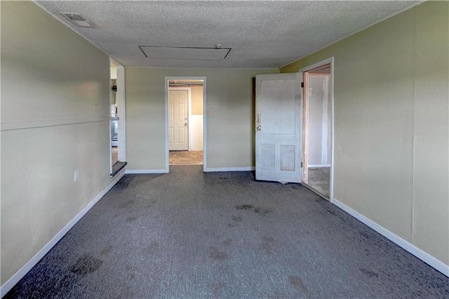 11512 BLUE RIDGE Boulevard, Kansas City, MO 64134