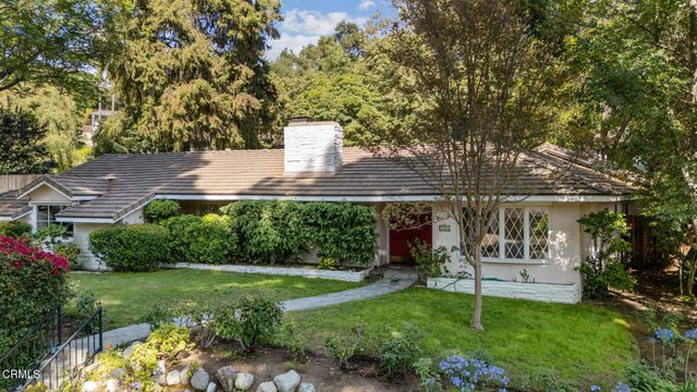 1090 Busch Garden Court, Pasadena, CA 91105
