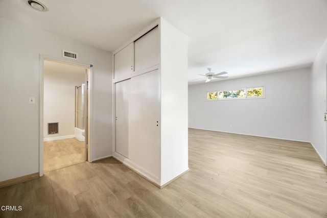 1090 Busch Garden Court, Pasadena, CA 91105