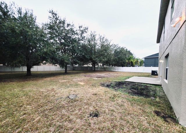 1637 MYRTLE LAKE AVENUE, Fruitland Park, FL 34731