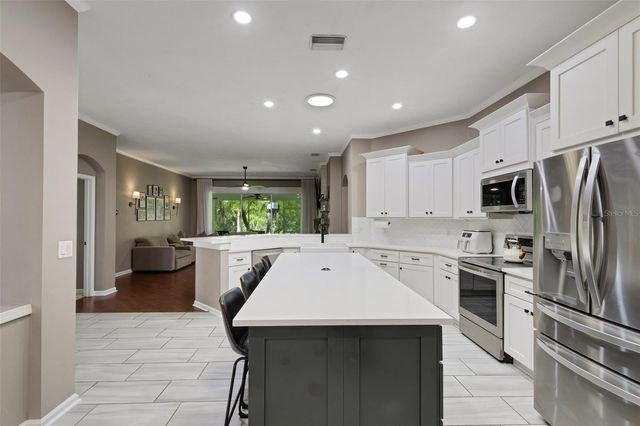 5751 99TH AVENUE CIRCLE E, Parrish, FL 34219