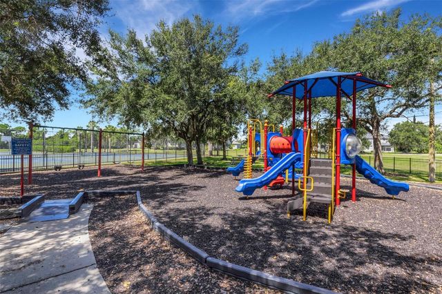 5751 99TH AVENUE CIRCLE E, Parrish, FL 34219
