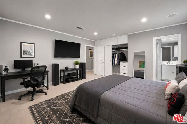 1902 Coldwater Canyon Drive, Beverly Hills, CA 90210