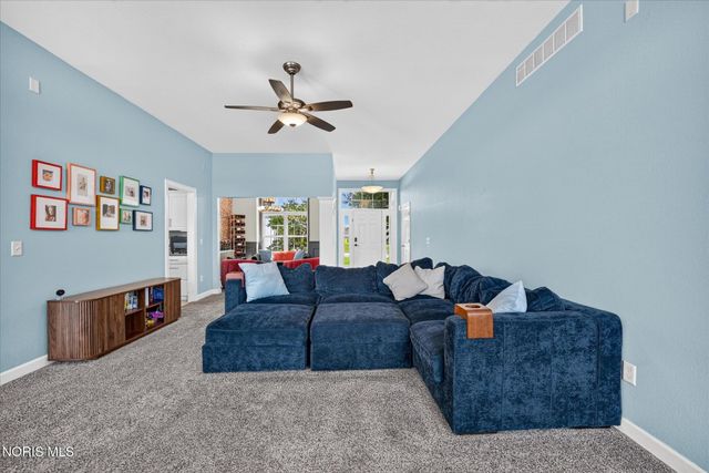 1609 Grand Bay Drive, Oregon, OH 43616